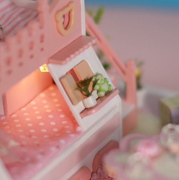 FocusToys® Miniature Doll House Kit: Bear DreamWorks - Image 7