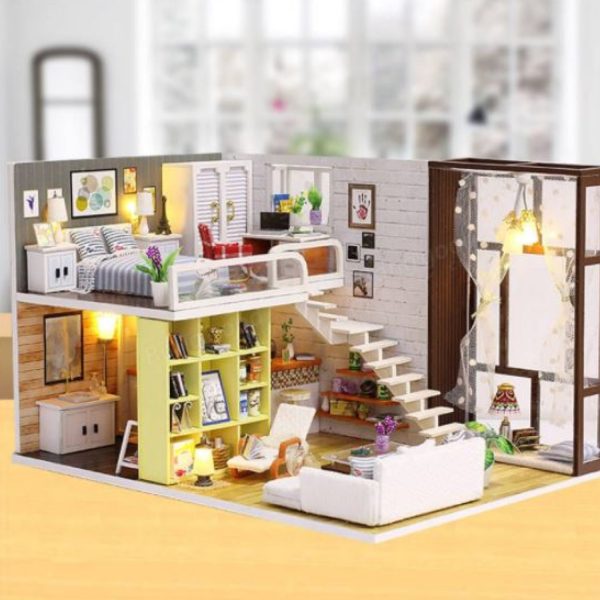 FocusToys® Mini Wooden Doll House: Contracted City - Image 4